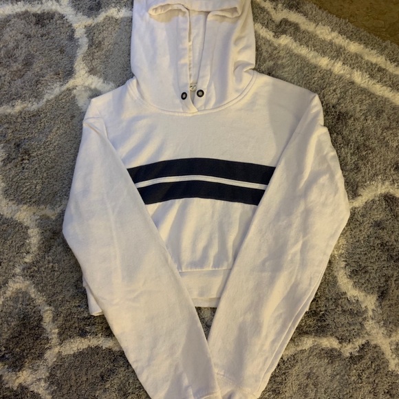 cropped navy and white garage hoodie - Picture 2 of 3